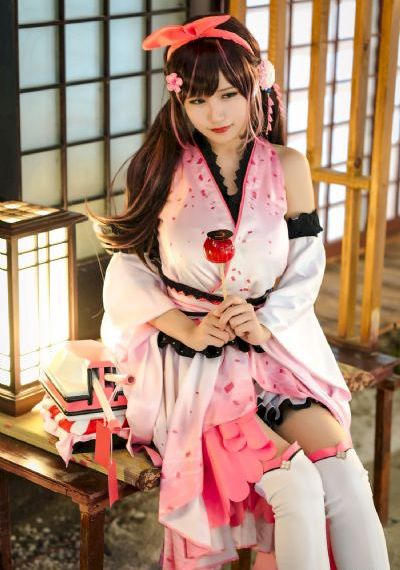 亚洲美女抠逼视频_4K免费观看超清