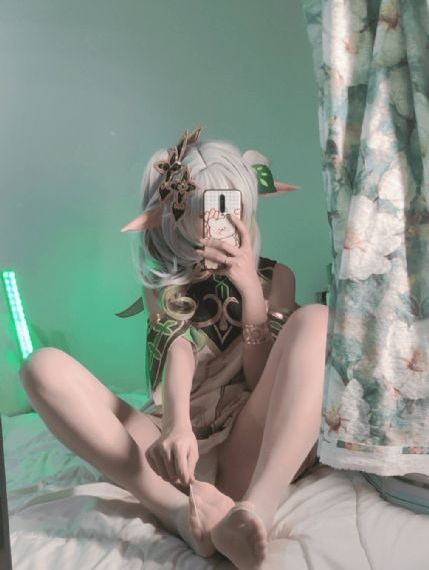 小穴好紧好多水_超清HD高清在线观看
