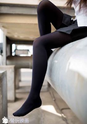 臣服于同学胯下的麻麻_BD韩语高清电影在线