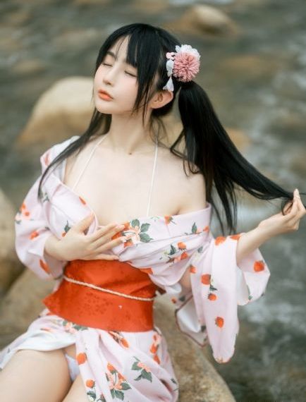 丰满少妇大力挺进视频_1080P完整版观看