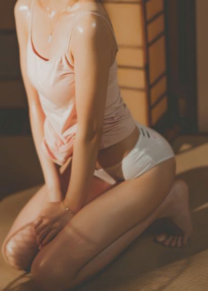 美女翘臀后进式动态花边_在线观看完整视频大全