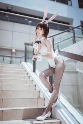 农村玩亲女小说_1080电影完整版