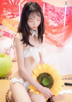 电梯里吸乳挺进我的身体_国产剧在线观看